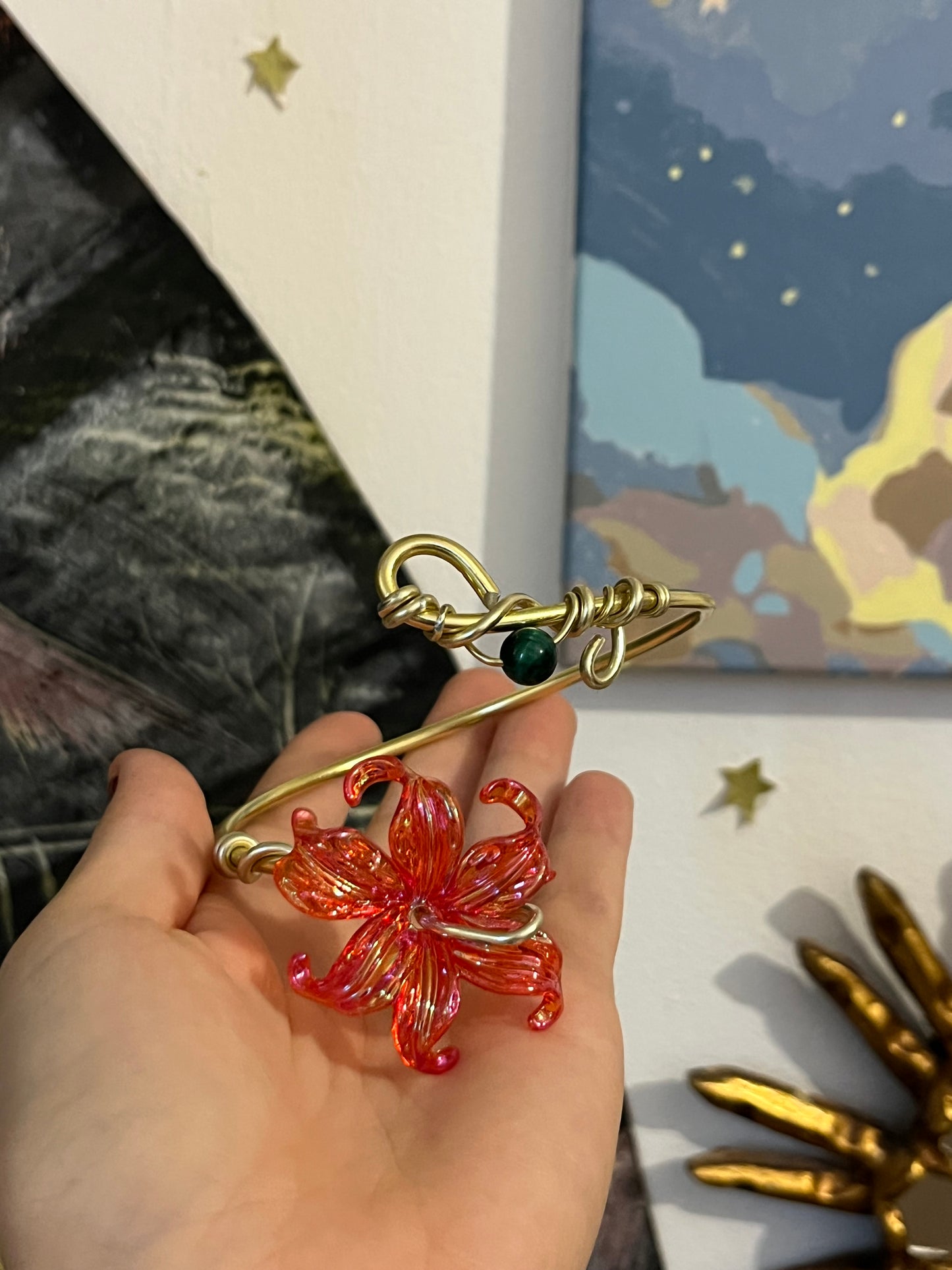 armcuff red flower bead