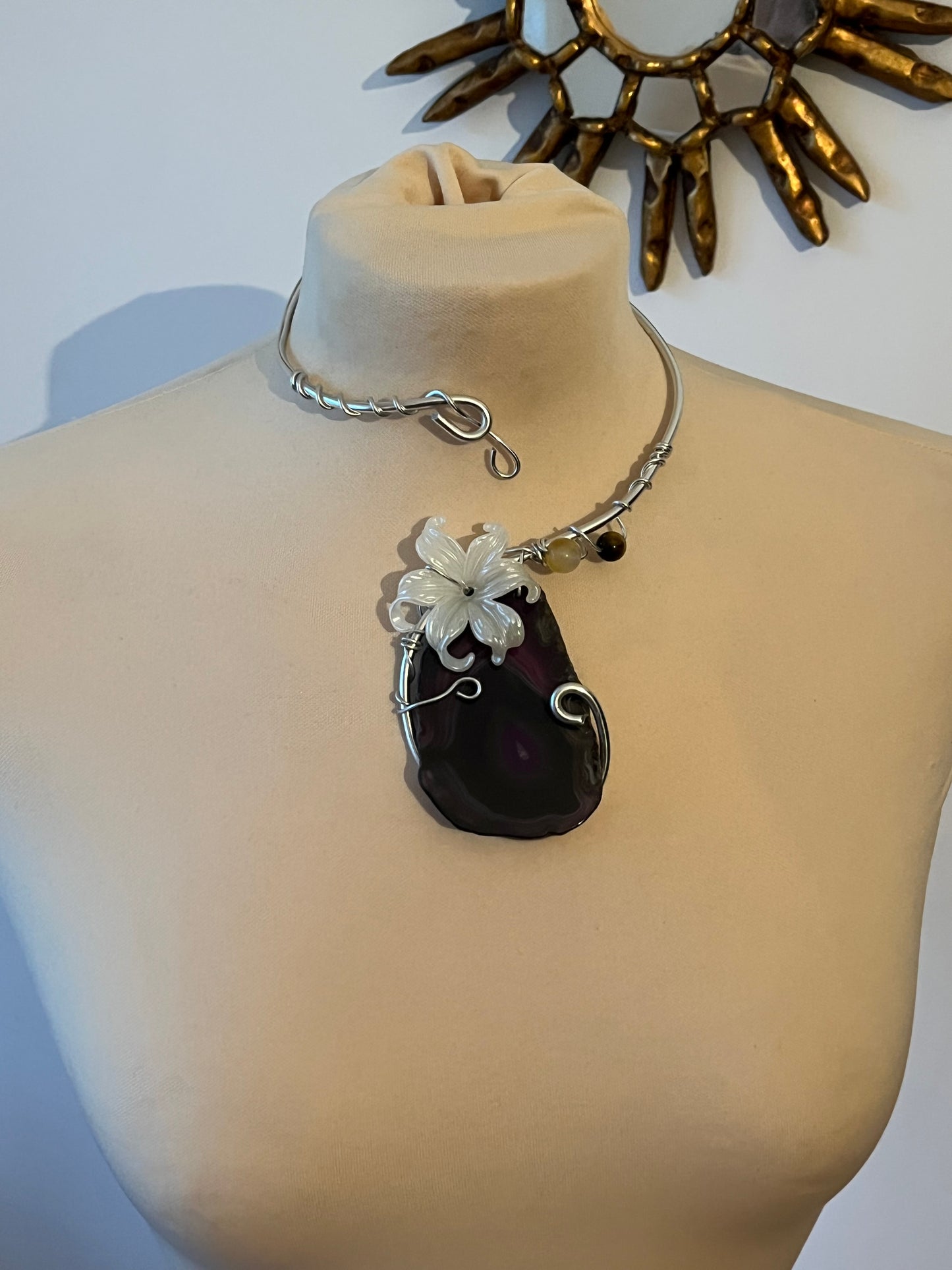 agate flower necklace
