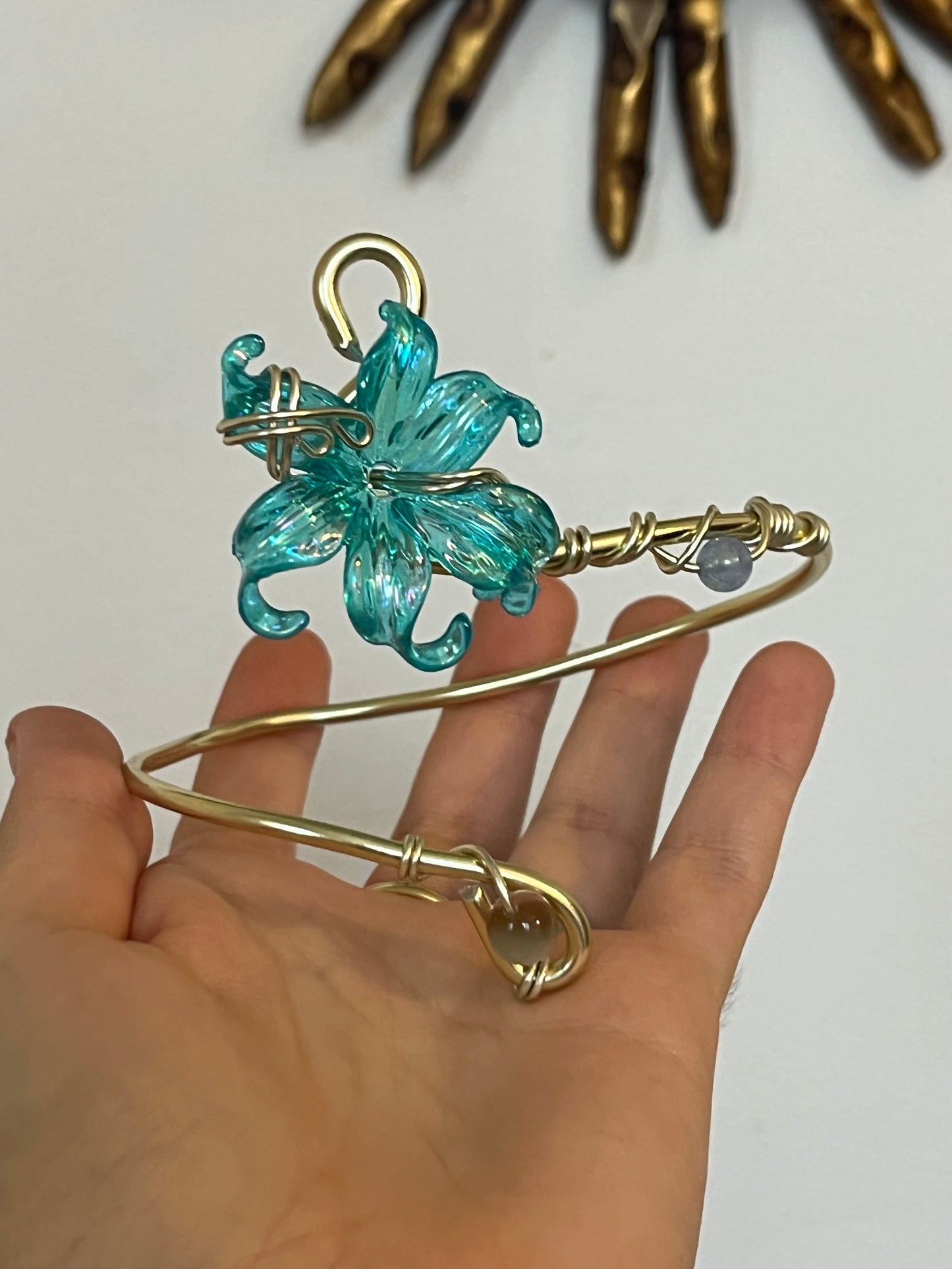 armcuff flower beads