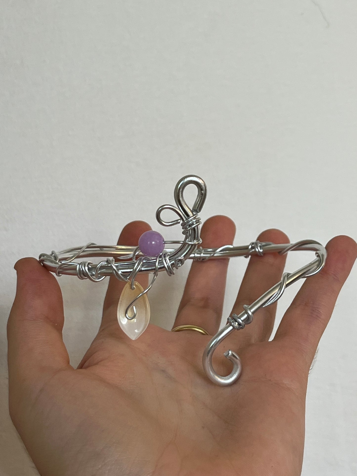 armcuff bead petal