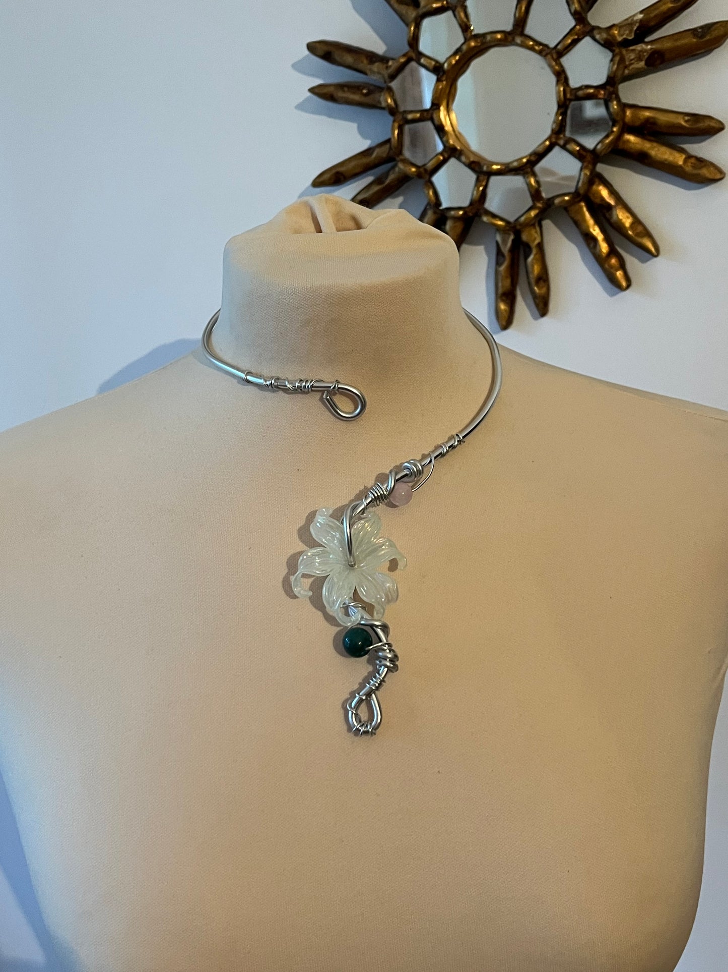 flower beads necklace