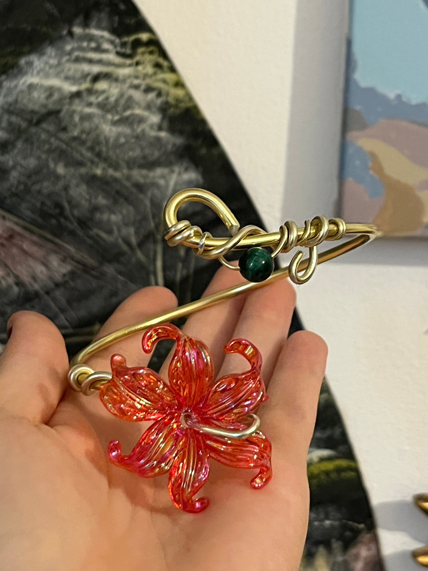 armcuff red flower bead