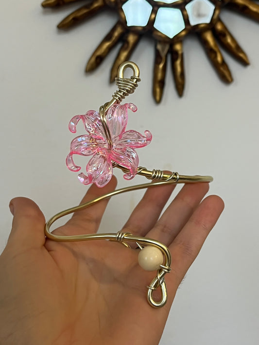 armcuff flower bead