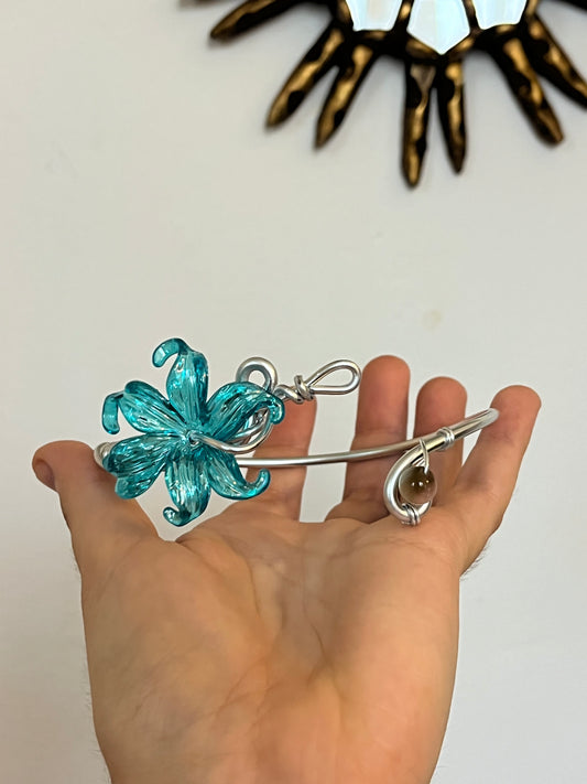 armcuff flower bead