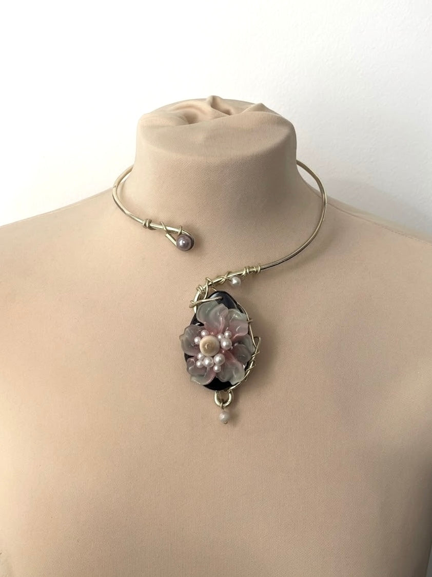 Marie Flower necklace