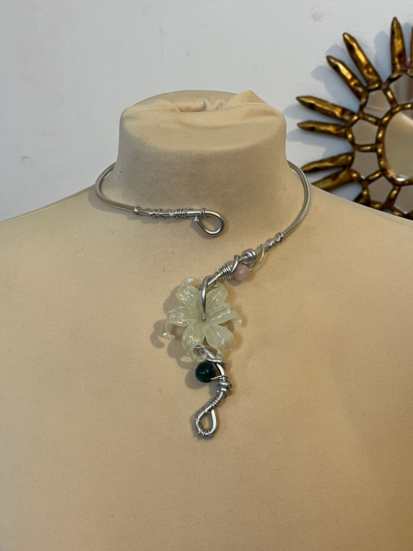 necklace green flower beads