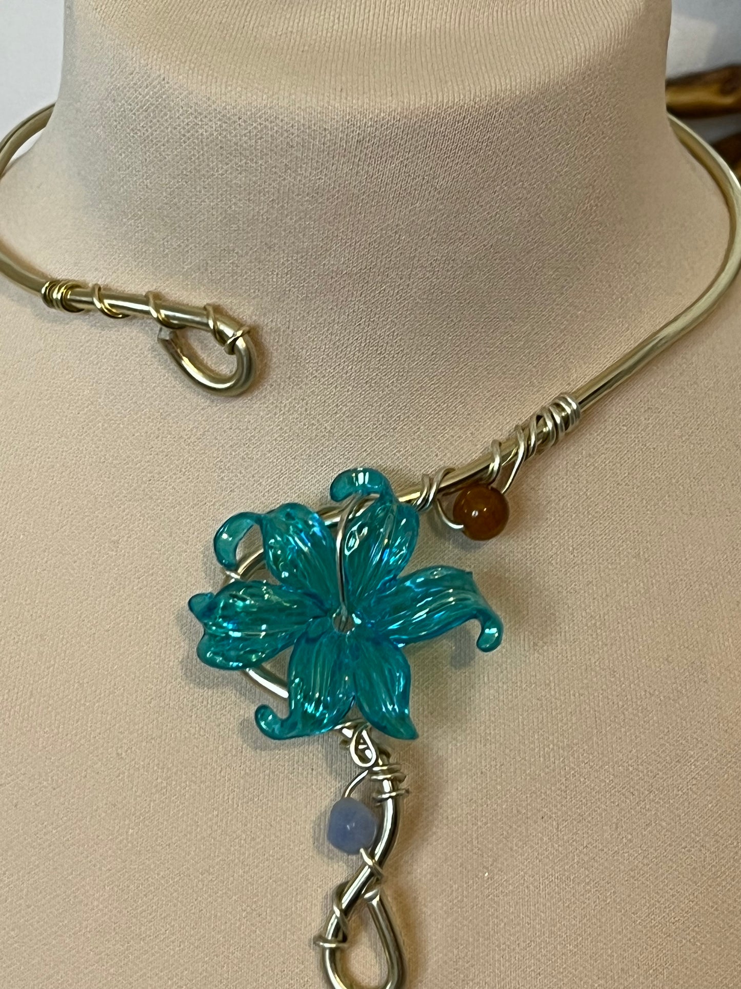 necklace flower beads