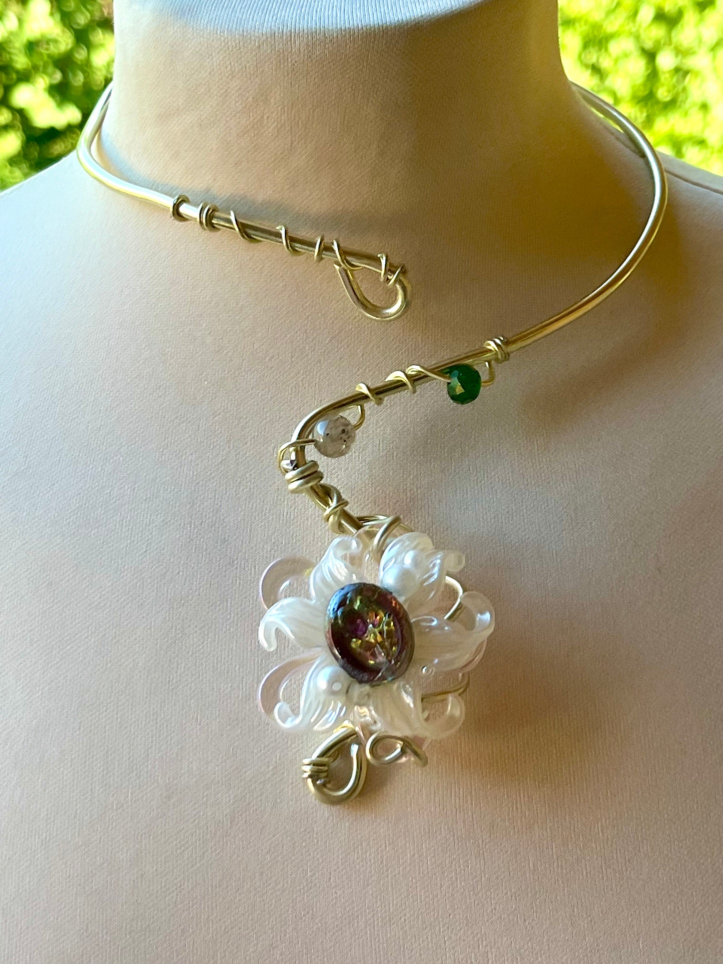 Handmade Gold Color Wire-Wrapped White Floral & Iridescent Center Choker