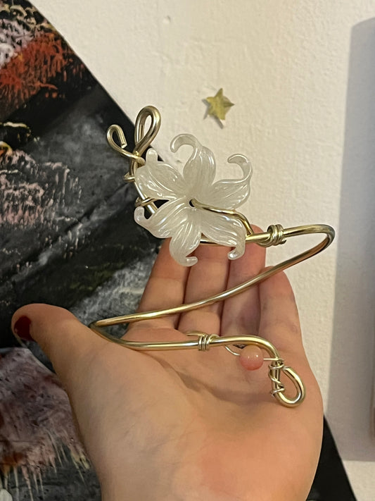armcuff bead flower