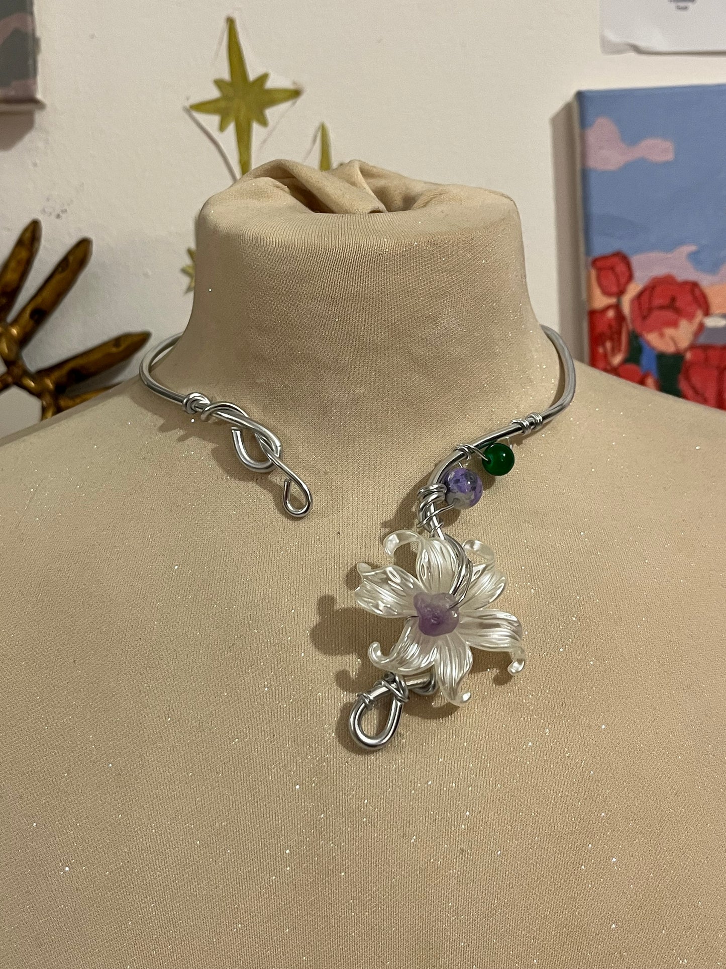 flower bianca necklace ametista