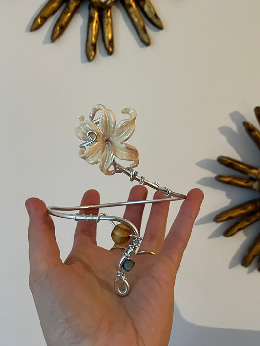 armcuff flower beads