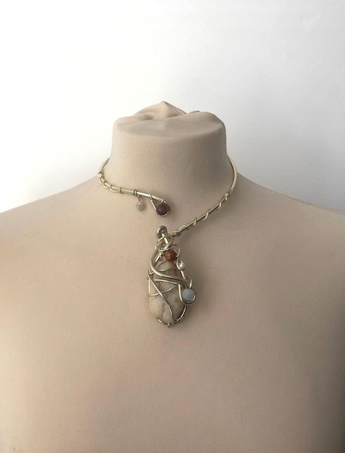 Dreamweaver stone necklace