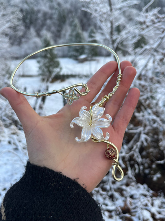 winter necklace beads