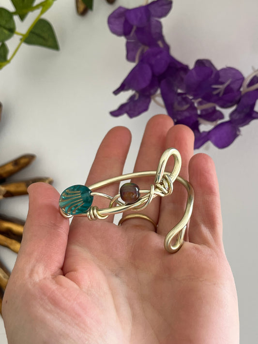 tulip beads bracelet