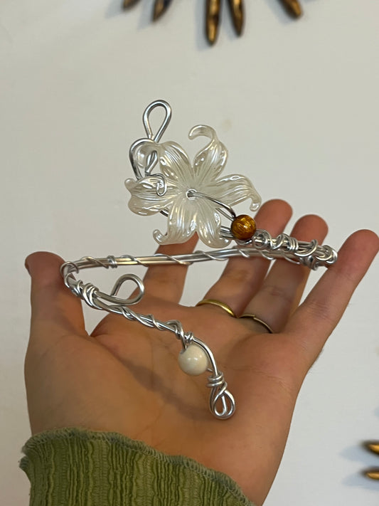 armcuff flower beads