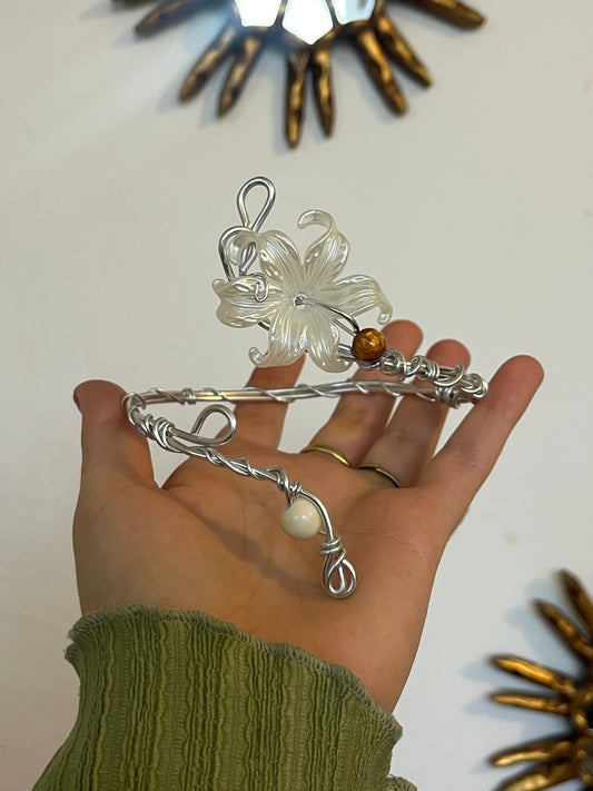 armcuff flower beads