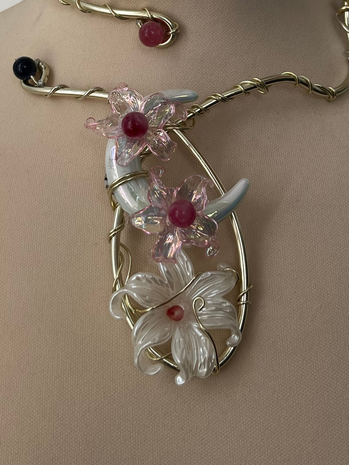 Lunar Gardenia flower necklace