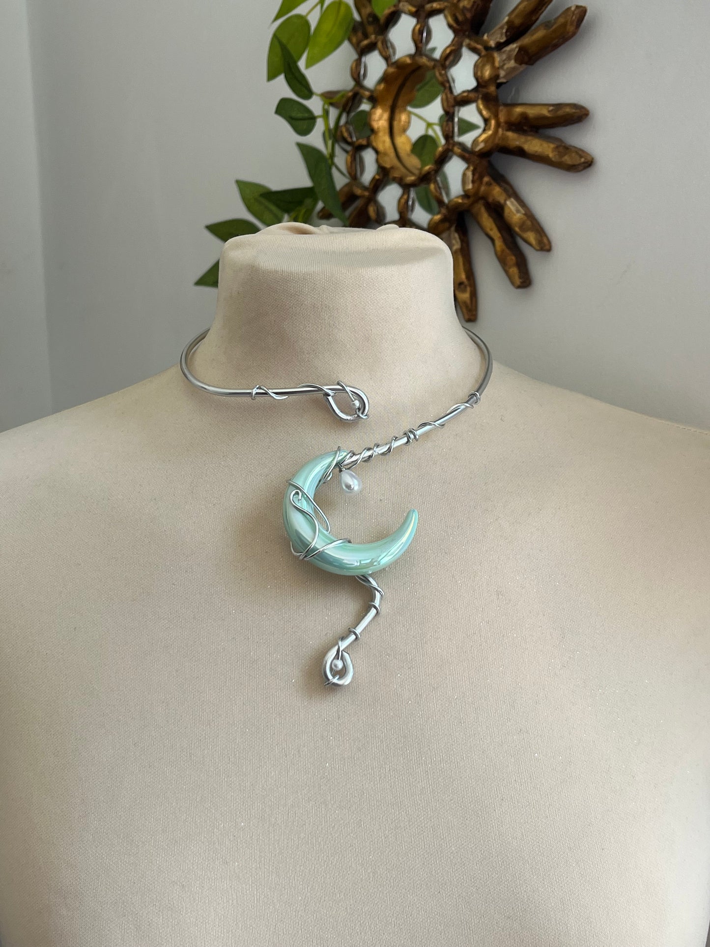 moon fairy pearl necklace