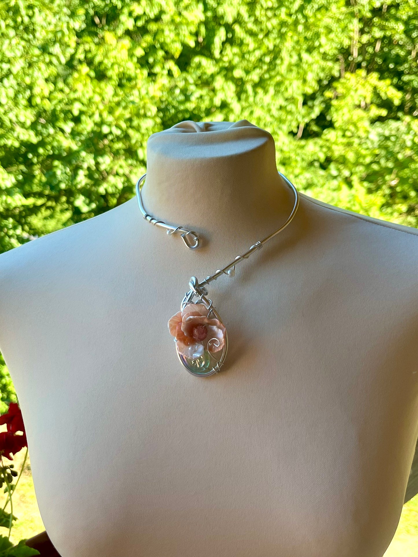 Handmade Silver Color Wire-Wrapped Peach Floral Teardrop Choker