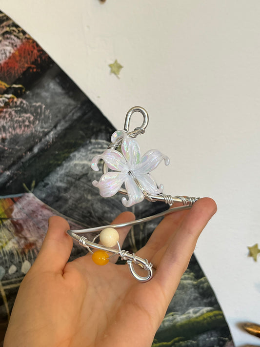 armcuff flower beads