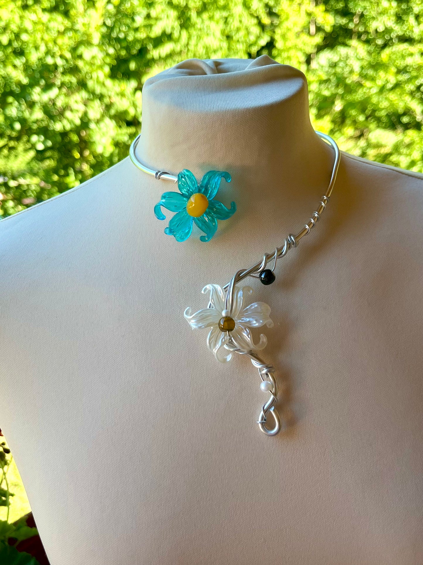 Handmade Silver Color Wire-Wrapped Dual Floral Choker with Turquoise and White Blossoms