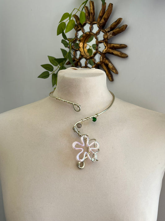 amaryllis flower necklace