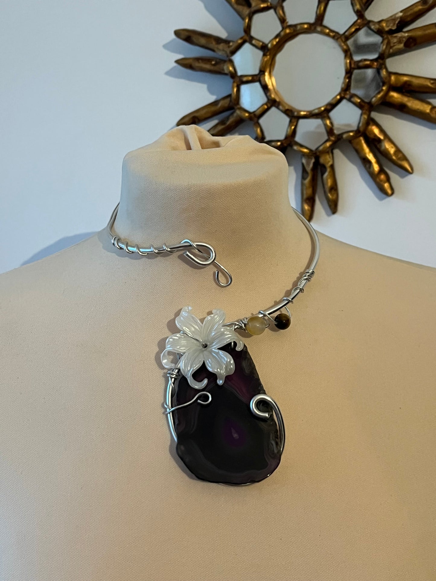 agate flower necklace