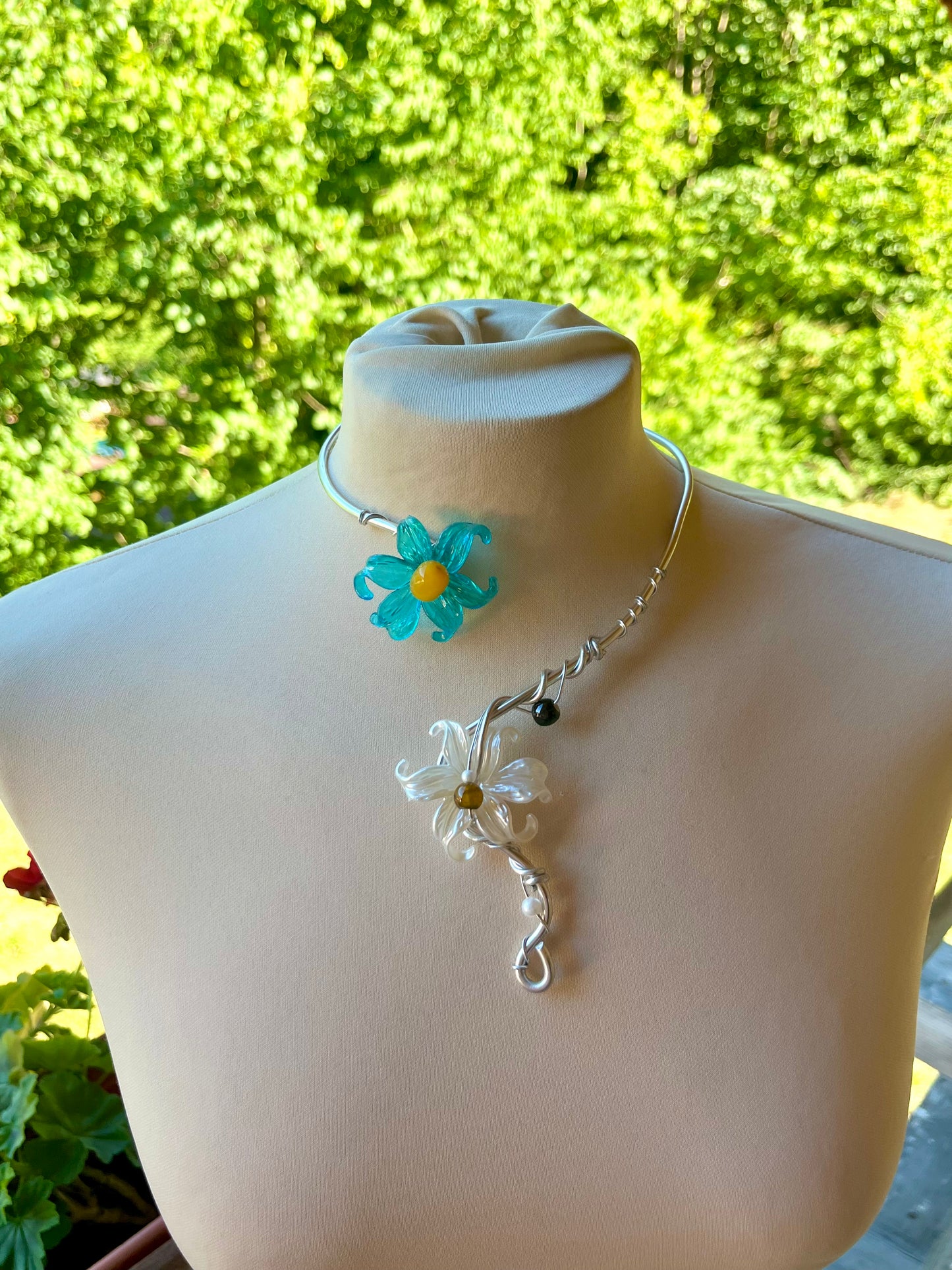 Handmade Silver Color Wire-Wrapped Dual Floral Choker with Turquoise and White Blossoms
