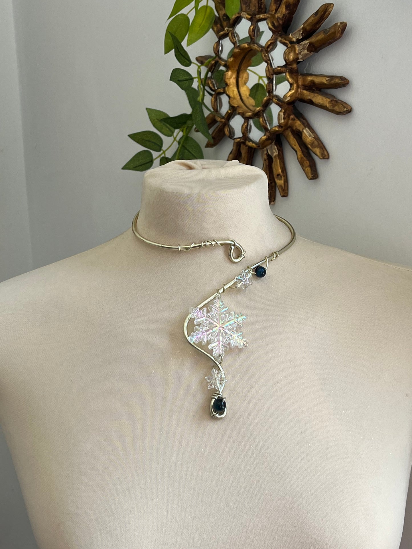 magic winter beads necklace