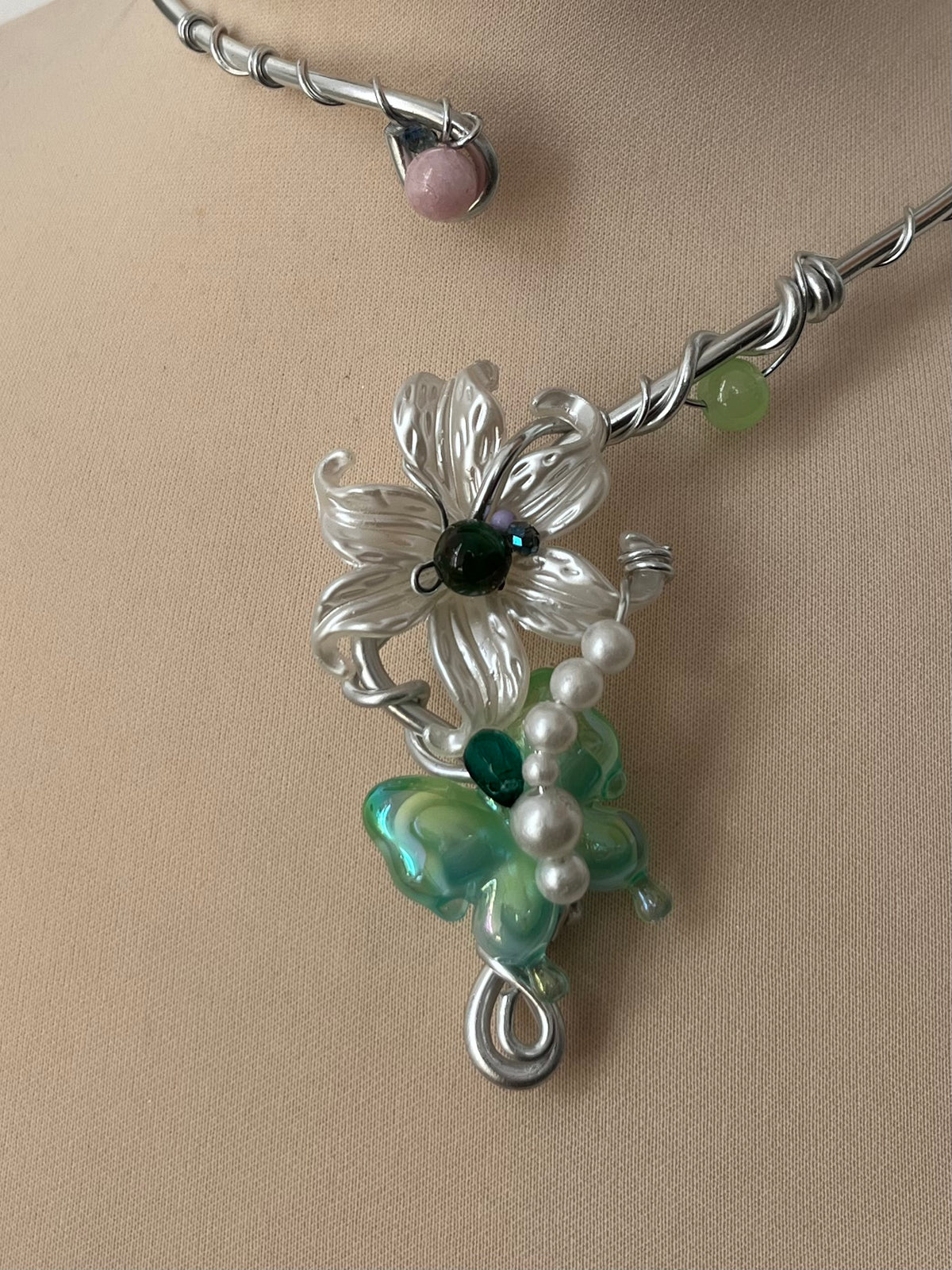Daffodil and butterflies necklace