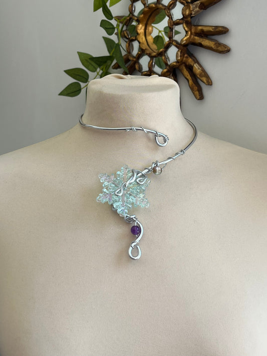 snow beads necklace