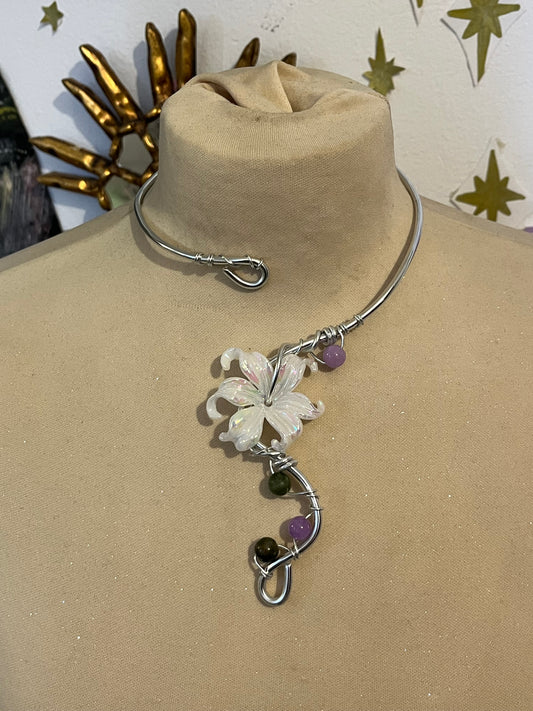 necklace beads flower