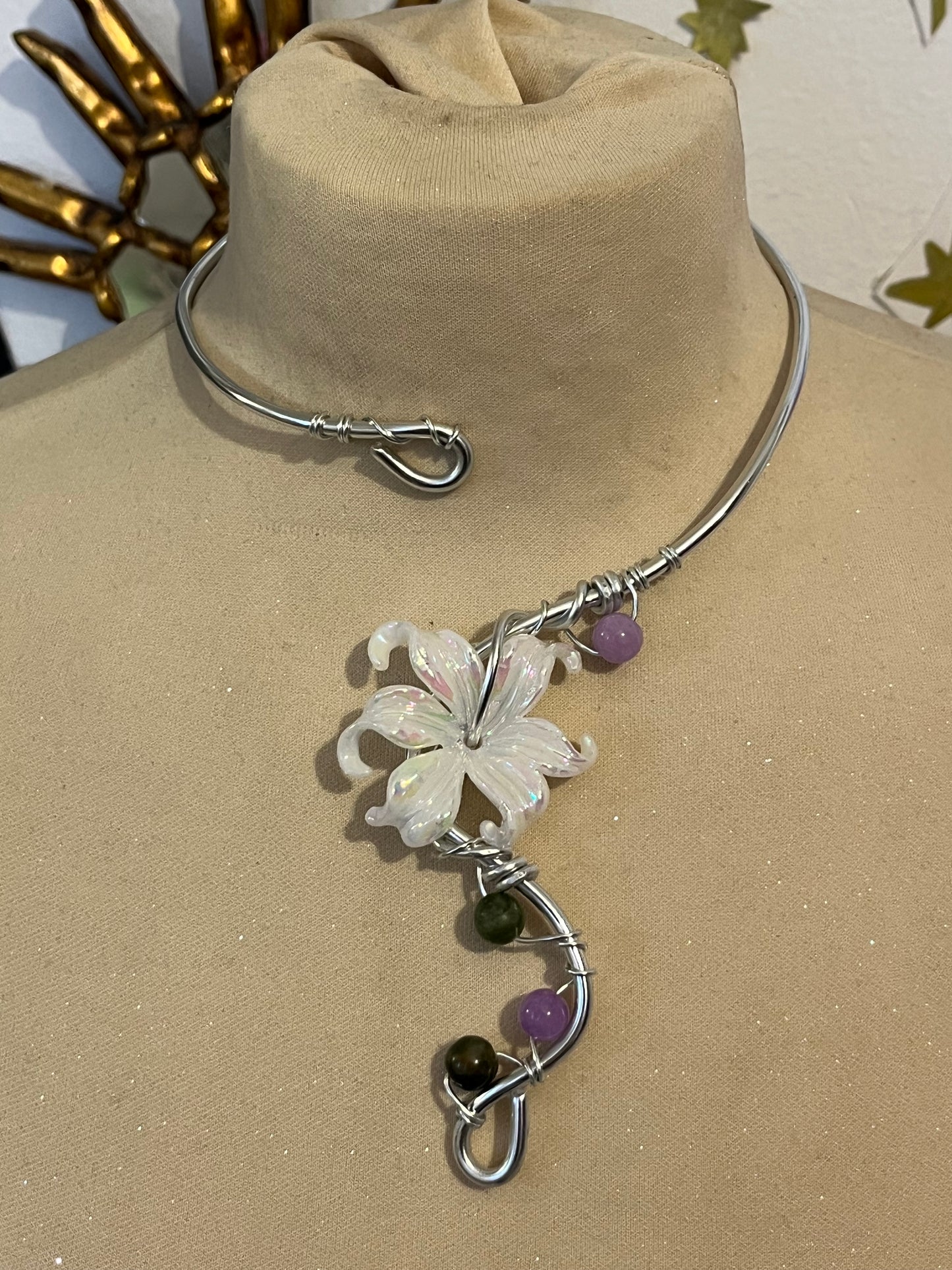 necklace beads flower