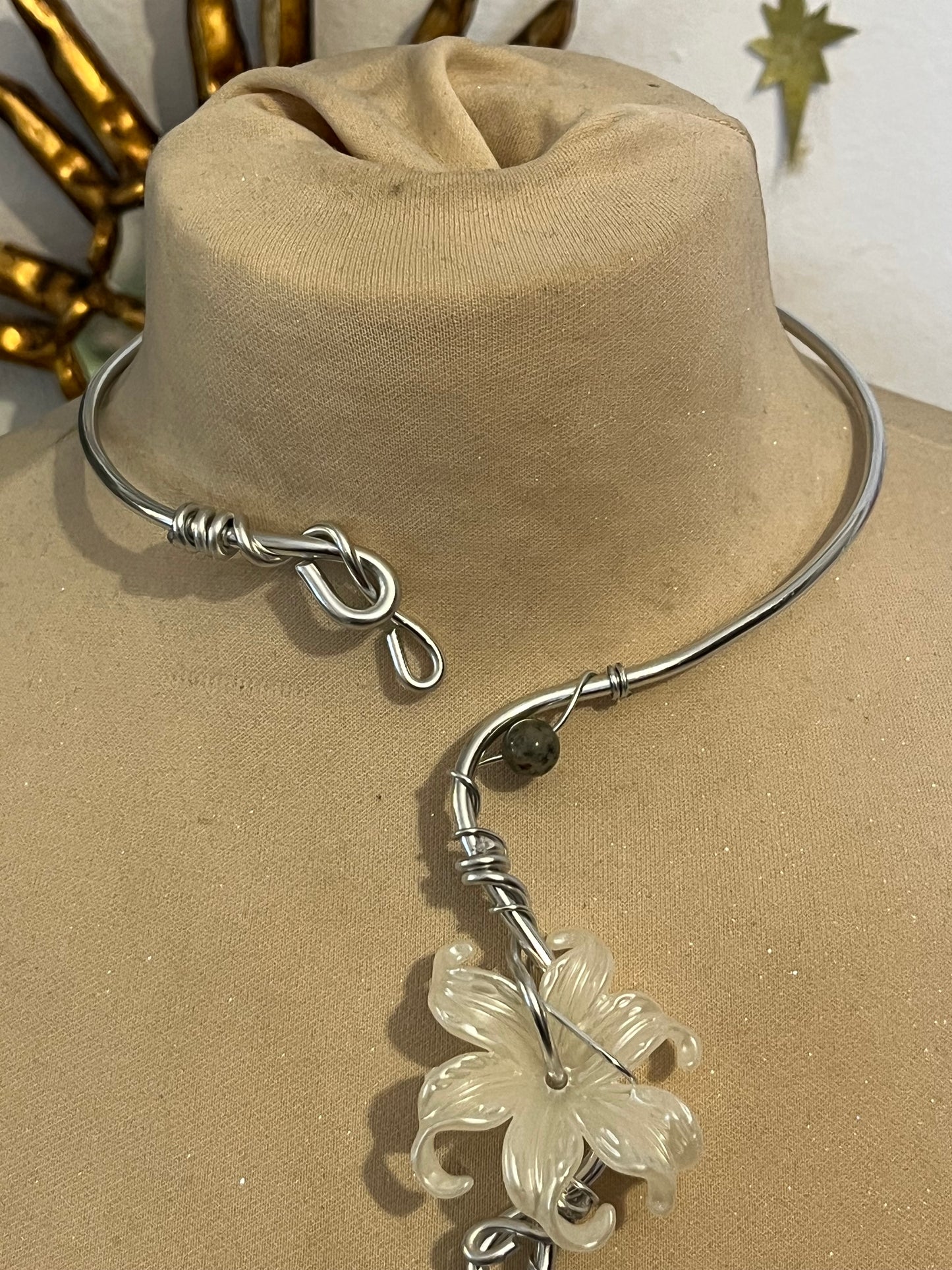necklace bead flower