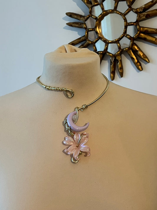 flower moon necklace