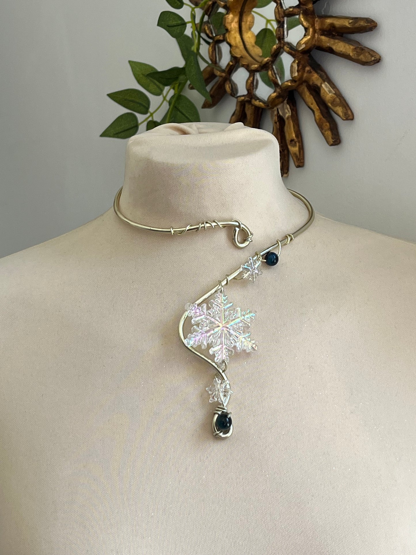 magic winter beads necklace