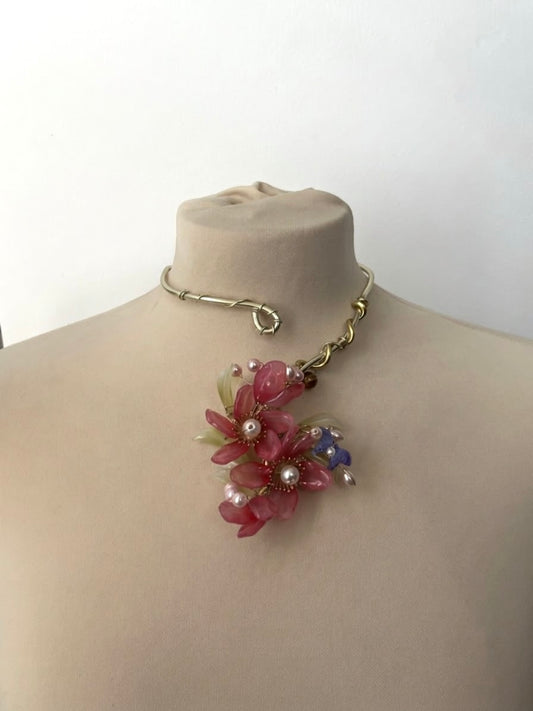 Crystal Veil glass pink necklace