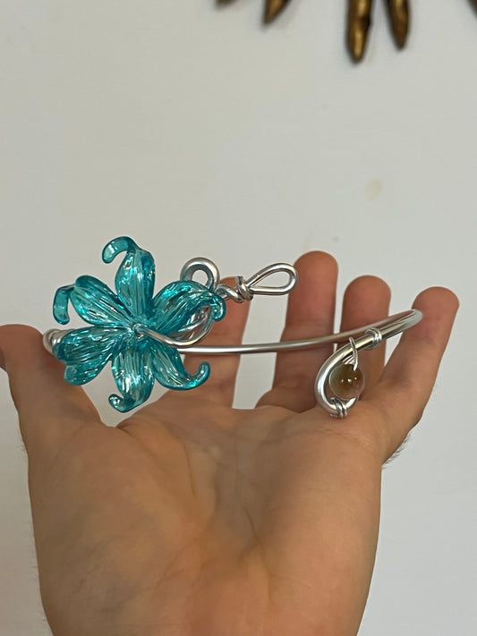 armcuff flower bead