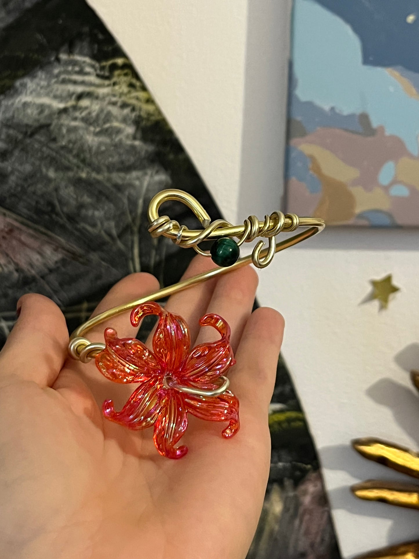 armcuff red flower bead