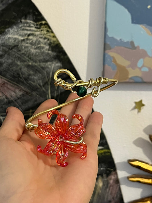 armcuff red flower bead