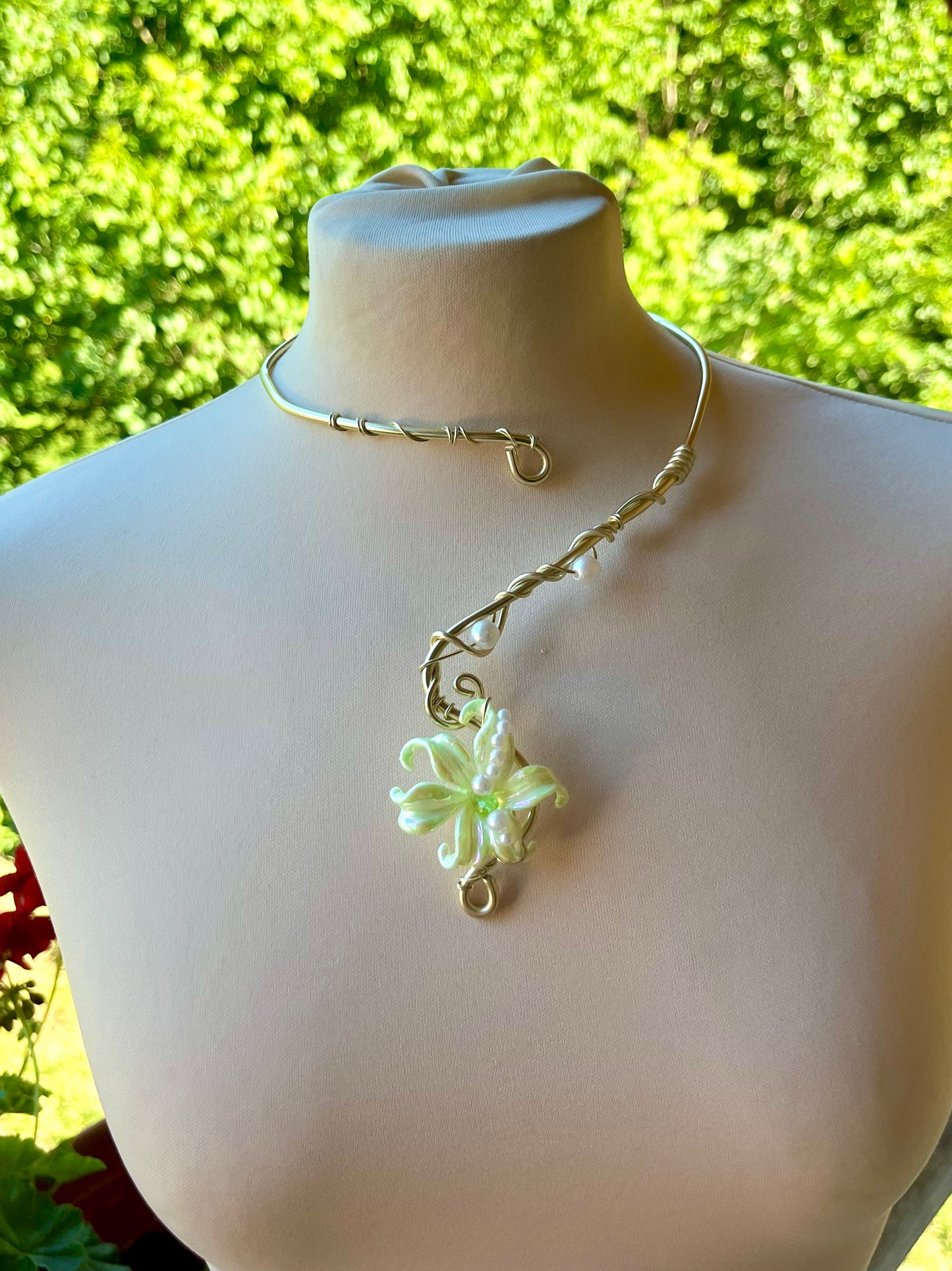Handmade Gold Color Wire-Wrapped Pale Green Floral & Pearl Choker