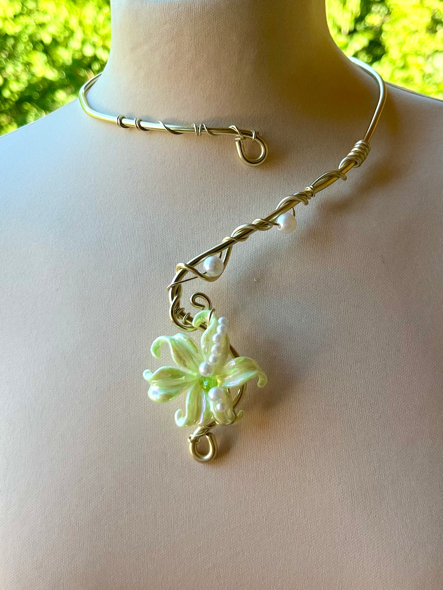 Handmade Gold Color Wire-Wrapped Pale Green Floral & Pearl Choker