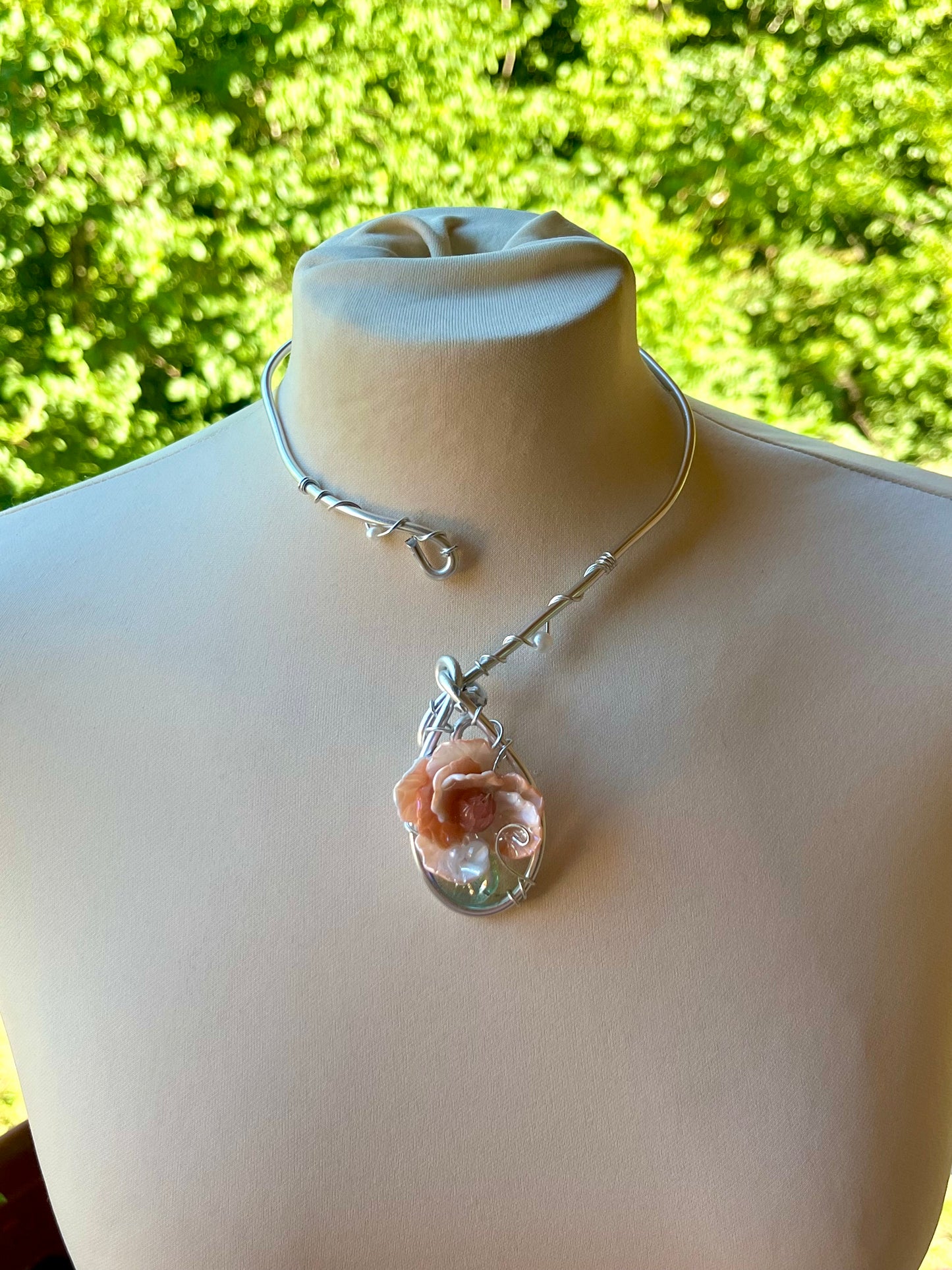 Handmade Silver Color Wire-Wrapped Peach Floral Teardrop Choker